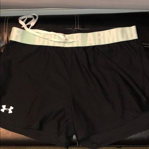 Under armor women shorts